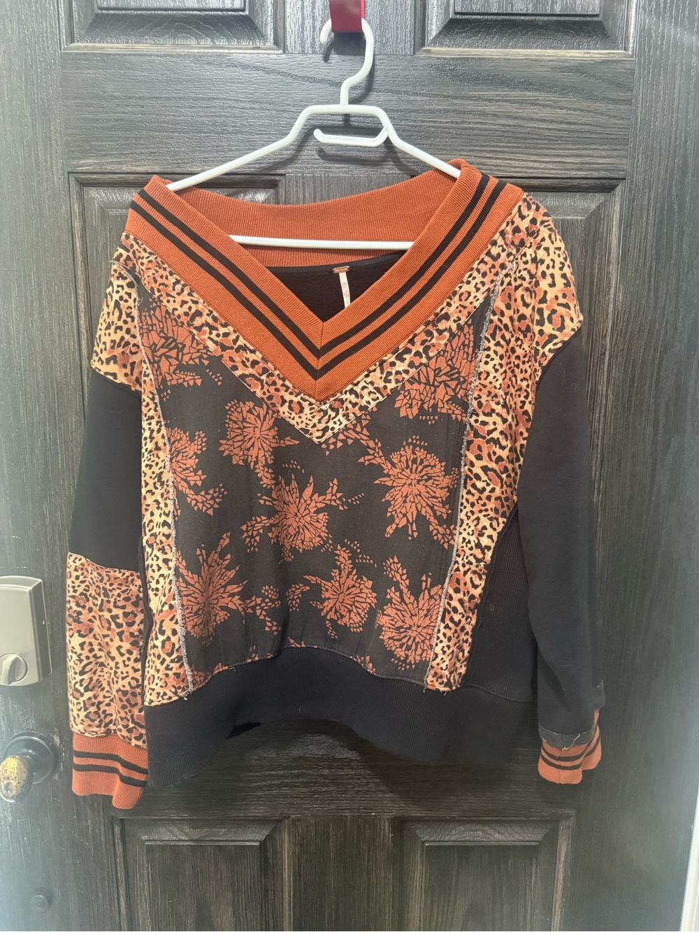 Free People Black & Rust Floral Leopard V-Neck Pullover Sweater
